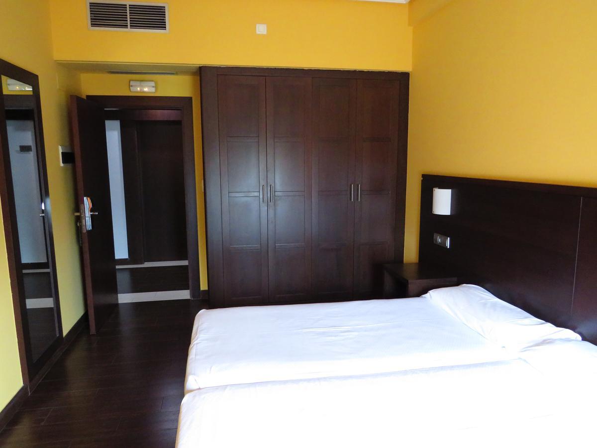Euba Hotel Аморебьета-Эчано Экстерьер фото