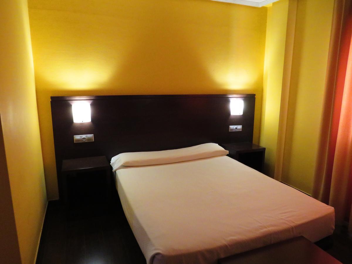 Euba Hotel Аморебьета-Эчано Экстерьер фото