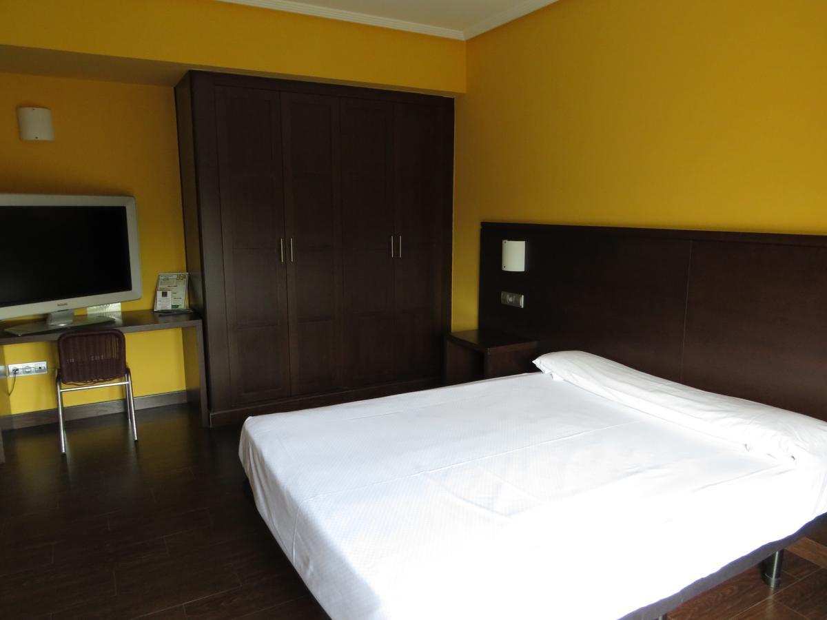 Euba Hotel Аморебьета-Эчано Экстерьер фото